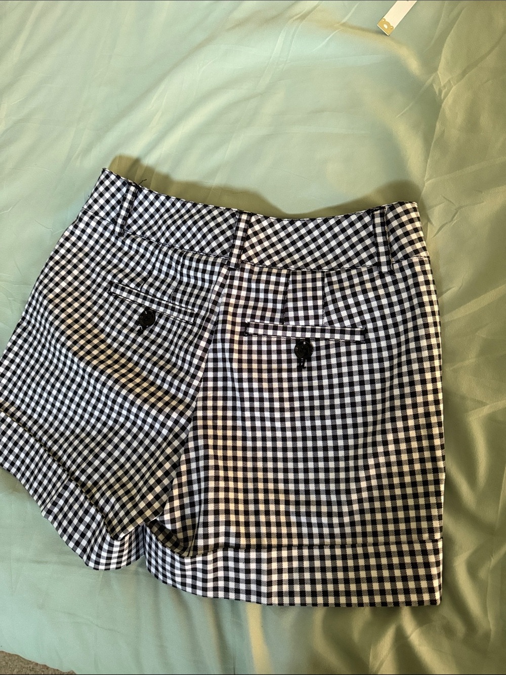 White House Black Market Black and White Gingham Bermuda Shorts size 00 B8